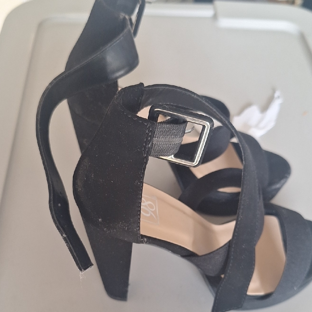 Elegant Black Strappy Heels